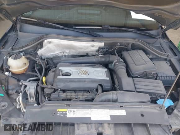 2014 Volkswagen Tiguan SEL with VIN WVGAV3AX9EW625726, listed as a IAAI auction lot 42401853 with 145,082 mi miles and . Bid and sale history available at DreamBid. Image 10.