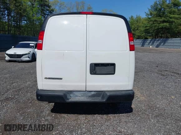 2023 Chevrolet Express Cargo with VIN 1GCWGAFP0P1254926, listed as a IAAI auction lot 42176387 with 24,351 mi miles and . Bid and sale history available at DreamBid. Image 16.