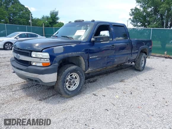 2002 Chevrolet Silverado 2500HD LS с VIN 1GCHK23U12F195114, выставлен на аукционе IAAI как лот 42514216 с пробегом 315 177 миль миль и . История ставок и продаж доступна на DreamBid. Изображение 2.