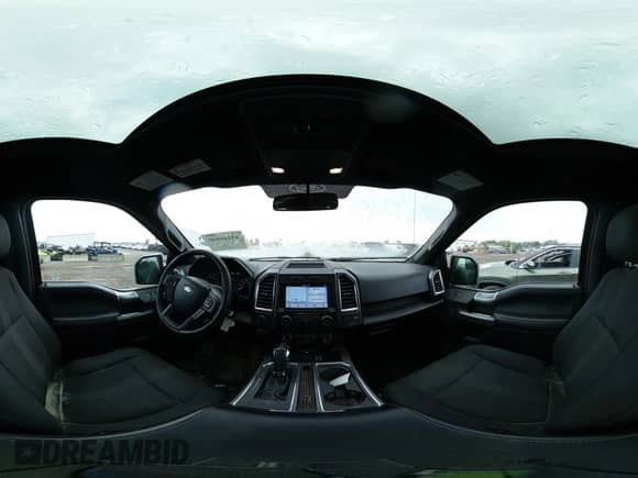 2016 Ford F-150 XLT z VIN 1FTEW1EF1GFC99500, wystawiony jako IAAI lot #43266840 z przebiegiem 143 876 mil mil oraz . Historia ofert i sprzedaży dostępna na DreamBid. Obrazek 18.