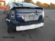 2014 Toyota Prius Four z VIN JTDKN3DU2E1813656, wystawiony jako IAAI lot #43526880 z przebiegiem 174 082 mil mil oraz . Historia ofert i sprzedaży dostępna na DreamBid. Obrazek 19.