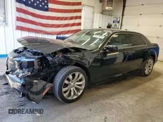 2019 Chrysler 300 Touring с VIN 2C3CCAAG9KH746195, выставлен на аукционе Copart как лот 84523565 с пробегом 70 505 миль миль и Списание • Salvage title. История ставок и продаж доступна на DreamBid. Изображение 1.