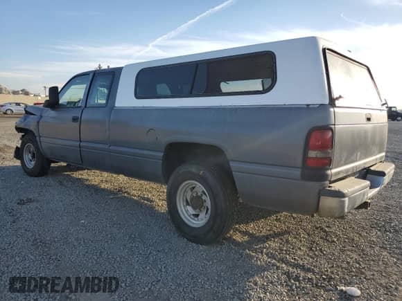 1995 Dodge 2500 with VIN 3B7KC23C6SM127143, listed as a Copart auction lot 87396184 with 259,302 mi miles and Salvage title. Bid and sale history available at DreamBid. Image 2.