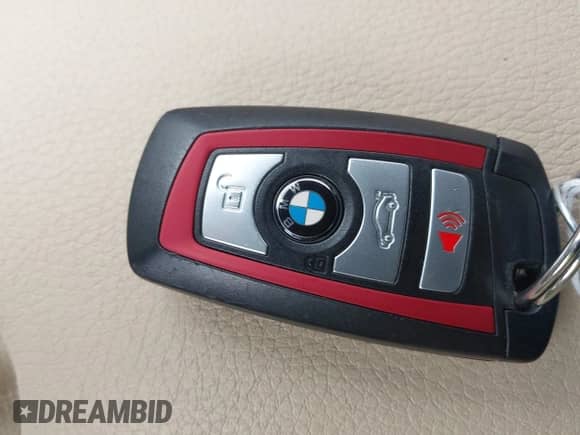 2016 BMW 3 Series 328i xDrive с VIN WBA8E3G52GNU05293, выставлен на аукционе IAAI как лот 43169468 с пробегом 66 137 миль миль и . История ставок и продаж доступна на DreamBid. Изображение 11.