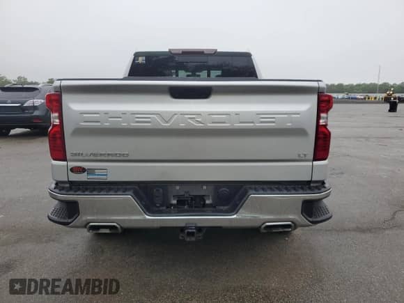 2022 Chevrolet Silverado 1500 LT with VIN 3GCUYDEDXNG129749, listed as a Copart auction lot 57417695 with 44,490 mi miles and Salvage title. Bid and sale history available at DreamBid. Image 6.