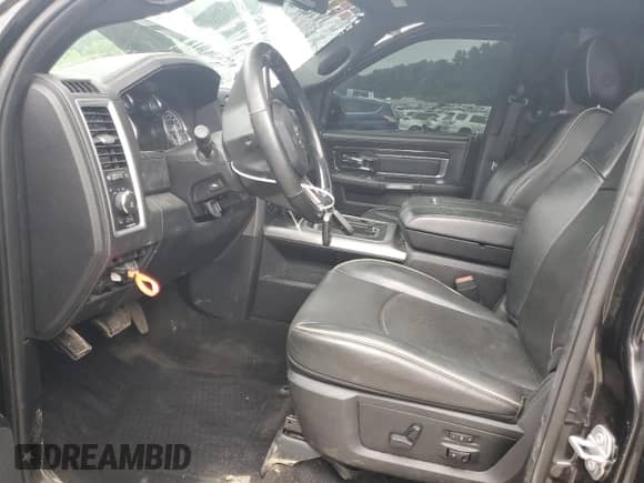 2017 Ram 1500 Limited z VIN 1C6RR7WT8HS626488, wystawiony jako Copart lot #66609065 z przebiegiem 97 360 mil mil oraz Szkoda całkowita • Salvage title. Historia ofert i sprzedaży dostępna na DreamBid. Obrazek 7.