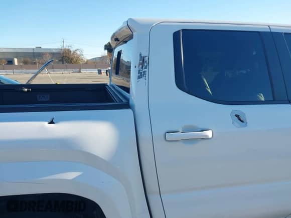 2024 Toyota Tacoma SR5 with VIN 3TMLB5JN8RM034034, listed as a IAAI auction lot 41253779 with 21,448 mi miles and . Bid and sale history available at DreamBid. Image 19.