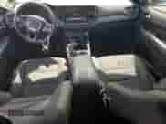 2022 Dodge Durango SXT z VIN 1C4RDJAG3NC156570, wystawiony jako Copart lot #66013565 z przebiegiem 58 840 mil mil oraz Czysty tytuł • Clean title. Historia ofert i sprzedaży dostępna na DreamBid. Obrazek 8.