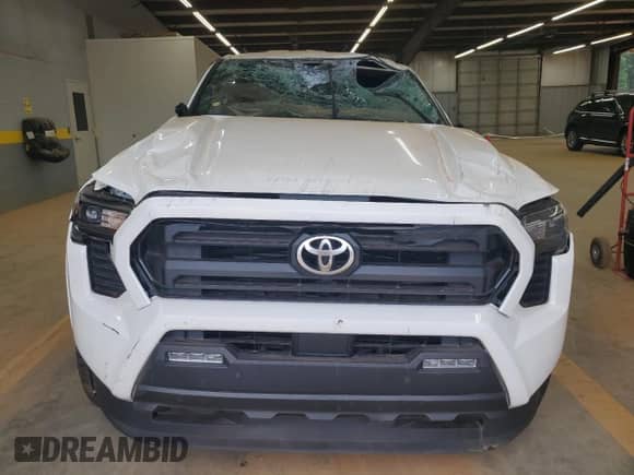 2024 Toyota Tacoma SR5 with VIN 3TYLB5JN4RT023262, listed as a Copart auction lot 68445605 with Not provided miles and Salvage title. Bid and sale history available at DreamBid. Image 5.