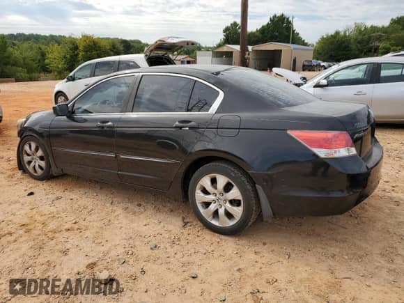 2010 Honda Accord EX z VIN 1HGCP2F76AA111836, wystawiony jako Copart lot #70328475 z przebiegiem 177 923 mil mil oraz Szkoda całkowita • Salvage title. Historia ofert i sprzedaży dostępna na DreamBid. Obrazek 2.