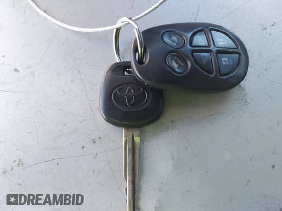 2008 Toyota Sienna XLE z VIN 5TDZK22C18S141253, wystawiony jako IAAI lot #43527112 z przebiegiem 208 796 mil mil oraz . Historia ofert i sprzedaży dostępna na DreamBid. Obrazek 11.