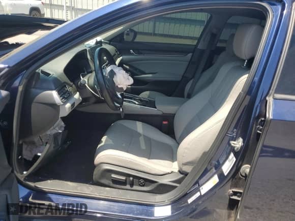 2020 Honda Accord EX-L с VIN 1HGCV3F50LA014581, выставлен на аукционе Copart как лот 67661295 с пробегом 58 824 миль миль и Списание • Salvage title. История ставок и продаж доступна на DreamBid. Изображение 7.