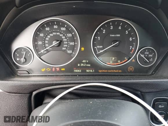 2018 BMW 3 Series 320i xDrive z VIN WBA8A3C5XJA498841, wystawiony jako Copart lot #68557075 z przebiegiem 78 063 mil mil oraz Szkoda całkowita • Salvage title. Historia ofert i sprzedaży dostępna na DreamBid. Obrazek 9.