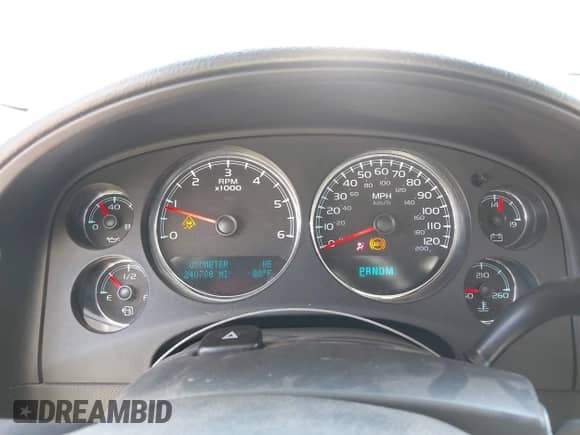 2009 Chevrolet Tahoe 2LT z VIN 1GNFC230X9R194481, wystawiony jako IAAI lot #43084869 z przebiegiem 240 788 mil mil oraz . Historia ofert i sprzedaży dostępna na DreamBid. Obrazek 7.