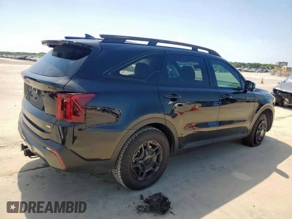 2025 Kia Sorento X-Line SX with VIN 5XYRKDJF9SG326940, listed as a Copart auction lot 63850965 with 4,259 mi miles and Salvage title. Bid and sale history available at DreamBid. Image 3.