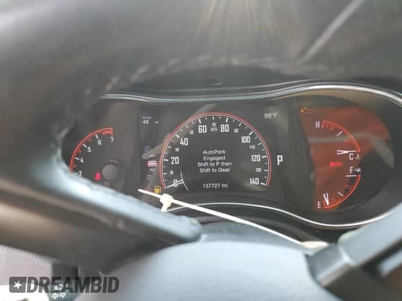 2018 Dodge Durango SXT with VIN 1C4RDHAG1JC159826, listed as a Copart auction lot 68431265 with 137,727 mi miles and Salvage title. Bid and sale history available at DreamBid. Image 9.