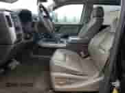 2015 Chevrolet Silverado 3500HD LTZ с VIN 1GC4K0C80FF638977, выставлен на аукционе Copart как лот 63182725 с пробегом 204 968 миль миль и Списание • Salvage title. История ставок и продаж доступна на DreamBid. Изображение 7.