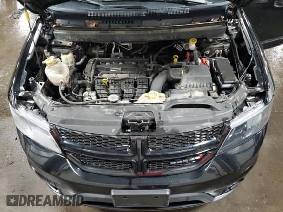 2019 Dodge Journey SE with VIN 3C4PDCBB4KT866955, listed as a Copart auction lot 84617825 with 105,119 mi miles and Clean title. Bid and sale history available at DreamBid. Image 12.