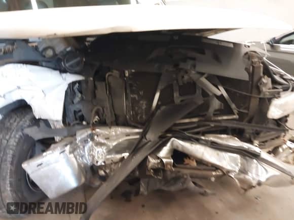 2000 Chevrolet Silverado 1500 LS с VIN 1GCEC14T3YE149007, выставлен на аукционе IAAI как лот 41572946 с пробегом Не указан миль и . История ставок и продаж доступна на DreamBid. Изображение 14.