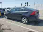 2013 Volvo S60 T5 с VIN YV1612FH7D2189850, выставлен на аукционе Copart как лот 60133215 с пробегом 117 396 миль миль и Списание • Salvage title. История ставок и продаж доступна на DreamBid. Изображение 2.