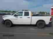 2012 Ram 1500 Express z VIN 1C6RD7FT8CS225966, wystawiony jako IAAI lot #43181465 z przebiegiem 347 015 mil mil oraz . Historia ofert i sprzedaży dostępna na DreamBid. Obrazek 15.