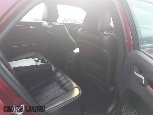 2019 Chrysler 300 S с VIN 2C3CCABG5KH686611, выставлен на аукционе IAAI как лот 43039331 с пробегом 73 224 миль миль и . История ставок и продаж доступна на DreamBid. Изображение 8.