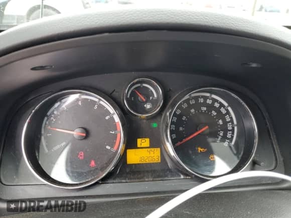 2008 Saturn VUE XR z VIN 3GSCL53718S609035, wystawiony jako Copart lot #89707605 z przebiegiem 182 063 mil mil oraz Szkoda całkowita • Salvage title. Historia ofert i sprzedaży dostępna na DreamBid. Obrazek 9.