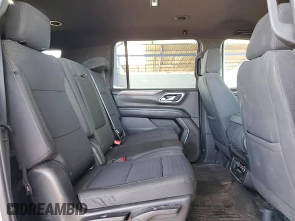 2022 Chevrolet Suburban Commercial z VIN 1GNSKAED9NR177547, wystawiony jako Copart lot #81080725 z przebiegiem 61 580 mil mil oraz Szkoda całkowita • Salvage title. Historia ofert i sprzedaży dostępna na DreamBid. Obrazek 11.