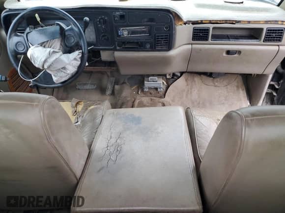 1996 Dodge 1500 with VIN 1B7HC16Y9TS701268, listed as a Copart auction lot 69636684 with 253,206 mi miles and Salvage title. Bid and sale history available at DreamBid. Image 8.