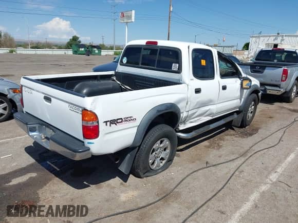 2004 Toyota Tacoma PreRunner with VIN 5TEGN92N74Z344119, listed as a IAAI auction lot 43015649 with Not provided miles and . Bid and sale history available at DreamBid. Image 4.