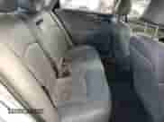 2013 Hyundai Sonata SE с VIN 5NPEC4AB4DH703744, выставлен на аукционе Copart как лот 57804415 с пробегом 129 492 миль миль и Списание • Salvage title. История ставок и продаж доступна на DreamBid. Изображение 10.