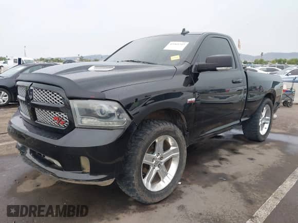 2012 Ram 1500 Express с VIN 3C6JD6AT4CG162676, выставлен на аукционе IAAI как лот 43361757 с пробегом 98 514 миль миль и . История ставок и продаж доступна на DreamBid. Изображение 18.