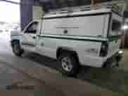 2003 Chevrolet Silverado 1500 LS z VIN 1GCEK14V33Z173927, wystawiony jako Copart lot #56017245 z przebiegiem Nie podano mil oraz Czysty tytuł • Clean title. Historia ofert i sprzedaży dostępna na DreamBid. Obrazek 2.