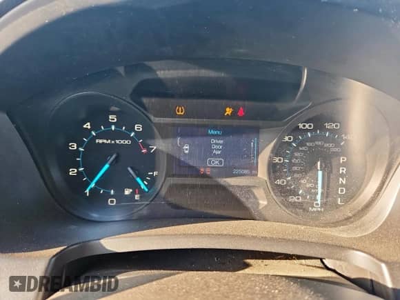 2011 Ford Explorer with VIN 1FMHK8B85BGA03173, listed as a Copart auction lot 62155705 with 225,085 mi miles and Salvage title. Bid and sale history available at DreamBid. Image 9.