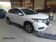 2020 Honda HR-V LX z VIN 3CZRU6H35LM716708, wystawiony jako IAAI lot #43345237 z przebiegiem 88 665 mil mil oraz . Historia ofert i sprzedaży dostępna na DreamBid. Obrazek 1.