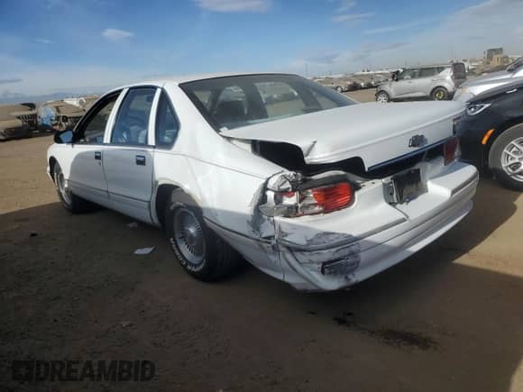 1996 Chevrolet Caprice 1SA Special Value с VIN 1G1BL52P6TR181198, выставлен на аукционе Copart как лот 84412484 с пробегом 110 690 миль миль и Списание • Salvage title. История ставок и продаж доступна на DreamBid. Изображение 2.