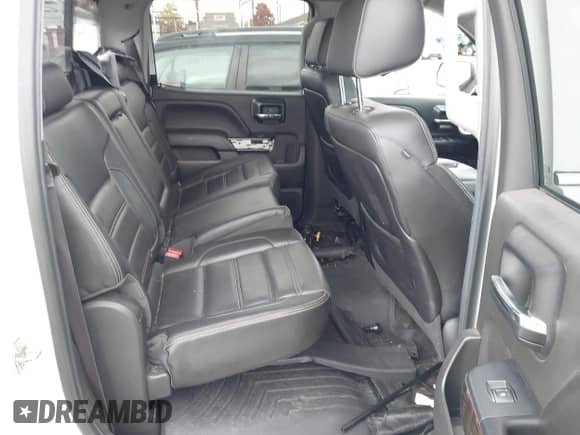 2014 GMC Sierra 1500 Denali z VIN 3GTU2WEJ8EG553336, wystawiony jako IAAI lot #43521471 z przebiegiem 177 785 mil mil oraz . Historia ofert i sprzedaży dostępna na DreamBid. Obrazek 8.