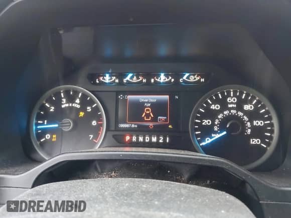 2016 Ford F-150 XLT z VIN 1FTFX1EG1GFD36961, wystawiony jako IAAI lot #43403194 z przebiegiem 99 987 mil mil oraz . Historia ofert i sprzedaży dostępna na DreamBid. Obrazek 7.