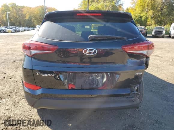 2017 Hyundai Tucson SE с VIN KM8J3CA47HU478396, выставлен на аукционе Copart как лот 86298375 с пробегом 102 574 миль миль и Списание • Salvage title. История ставок и продаж доступна на DreamBid. Изображение 6.