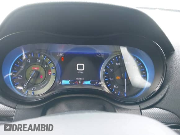2015 Chrysler 300 S с VIN 2C3CCAGG6FH892339, выставлен на аукционе IAAI как лот 42438322 с пробегом 130 580 миль миль и . История ставок и продаж доступна на DreamBid. Изображение 7.
