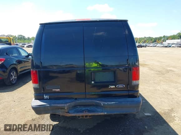 2011 Ford Econoline Cargo Commercial с VIN 1FTNE2EW0BDB11062, выставлен на аукционе IAAI как лот 43064698 с пробегом 260 192 миль миль и . История ставок и продаж доступна на DreamBid. Изображение 16.