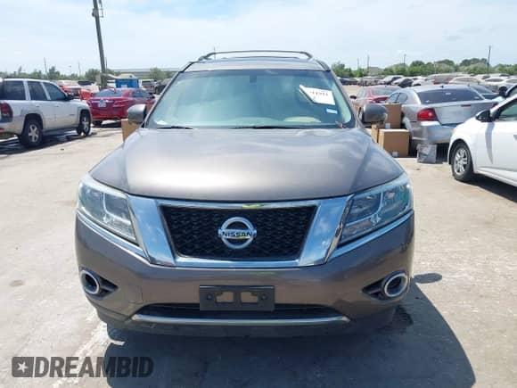 2014 Nissan Pathfinder SV z VIN 5N1AR2MN2EC685941, wystawiony jako IAAI lot #42011911 z przebiegiem 200 135 mil mil oraz . Historia ofert i sprzedaży dostępna na DreamBid. Obrazek 6.