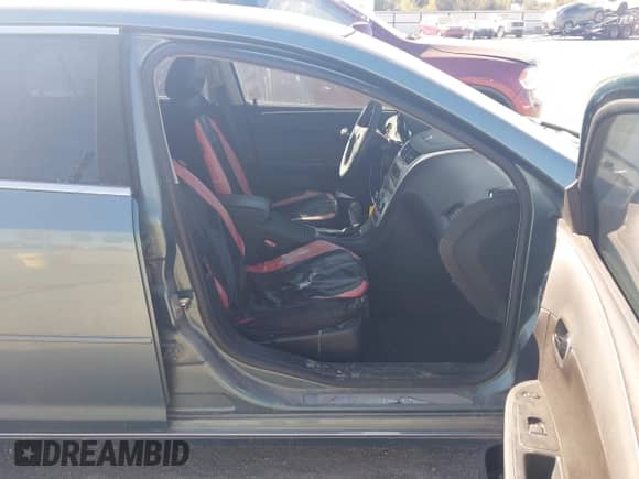 2009 Chevrolet Malibu 1LT с VIN 1G1ZH57B494103635, выставлен на аукционе IAAI как лот 43514837 с пробегом 175 922 миль миль и . История ставок и продаж доступна на DreamBid. Изображение 5.