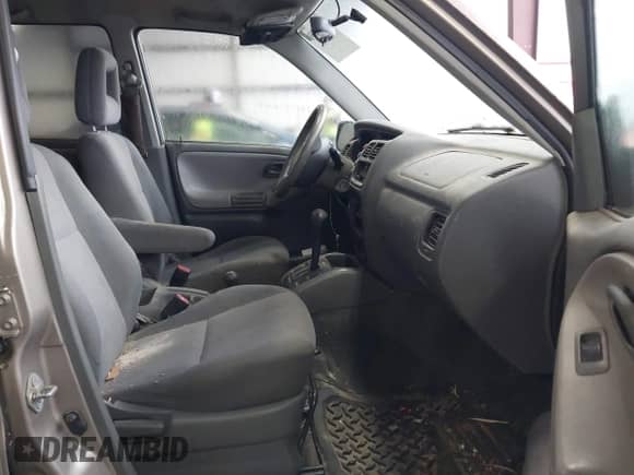 2003 Chevrolet Tracker с VIN 2CNBJ13C236916235, выставлен на аукционе IAAI как лот 42406250 с пробегом 186 999 миль миль и . История ставок и продаж доступна на DreamBid. Изображение 5.