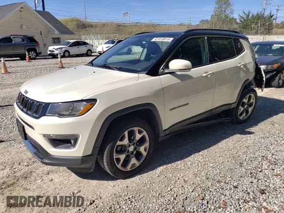2019 Jeep Compass Limited with VIN 3C4NJDCB6KT629954, listed as a Copart auction lot 82418815 with 90,579 mi miles and Salvage title. Bid and sale history available at DreamBid. Image 1.