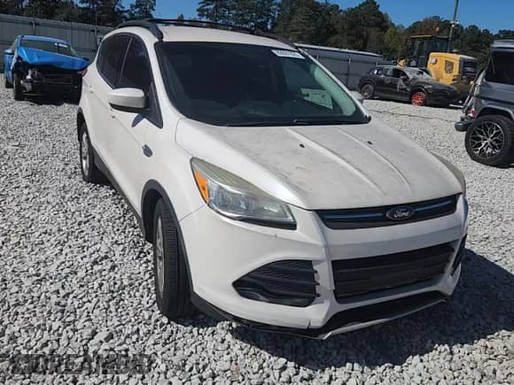 2014 Ford Escape SE с VIN 1FMCU0GX9EUA50671, выставлен на аукционе Copart как лот 89681825 с пробегом 107 150 миль миль и Списание • Salvage title. История ставок и продаж доступна на DreamBid. Изображение 14.