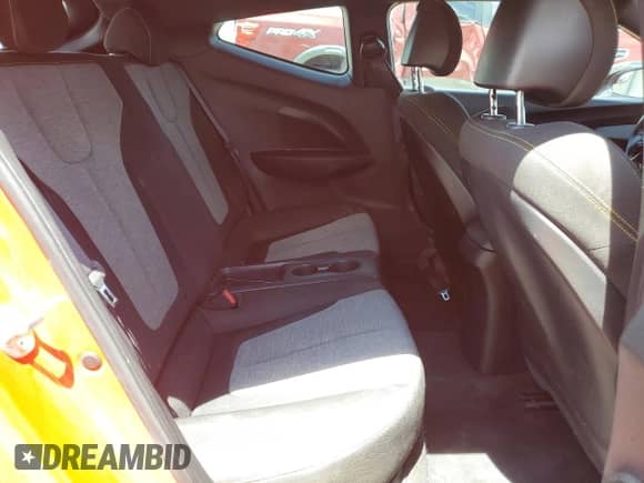 2019 Hyundai Veloster Turbo R-Spec z VIN KMHTH6AB9KU005682, wystawiony jako Copart lot #59698485 z przebiegiem 77 171 mil mil oraz Szkoda całkowita • Salvage title. Historia ofert i sprzedaży dostępna na DreamBid. Obrazek 10.