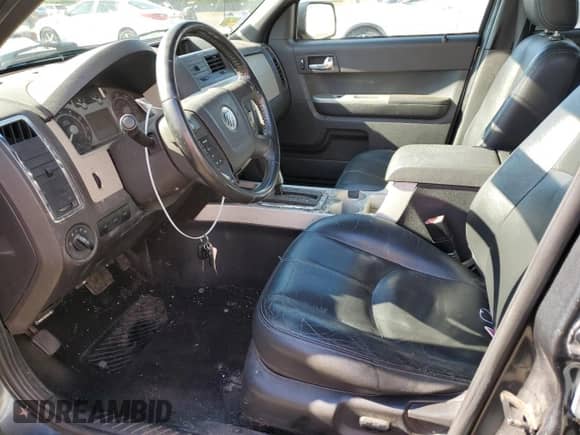 2008 Mercury Mariner Premier with VIN 4M2CU971X8KJ35114, listed as a Copart auction lot 70386905 with 148,184 mi miles and Salvage title. Bid and sale history available at DreamBid. Image 7.