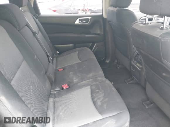 2017 Nissan Pathfinder Platinum z VIN 5N1DR2MM8HC643220, wystawiony jako IAAI lot #42419397 z przebiegiem 94 735 mil mil oraz . Historia ofert i sprzedaży dostępna na DreamBid. Obrazek 8.