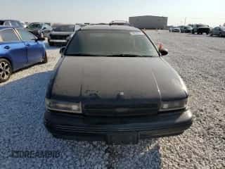 1996 Chevrolet Caprice с VIN 1G1BL82P2TR106404, выставлен на аукционе Copart как лот 74213214 с пробегом 156 588 миль миль и Списание • Salvage title. История ставок и продаж доступна на DreamBid. Изображение 5.